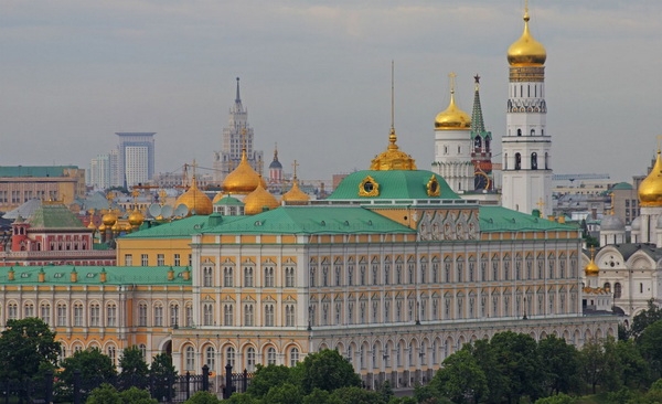 Большой Кремлевский дворец и Оружейная палата