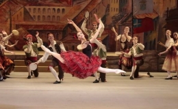 Тихомирова Анна Николаевна, балерина